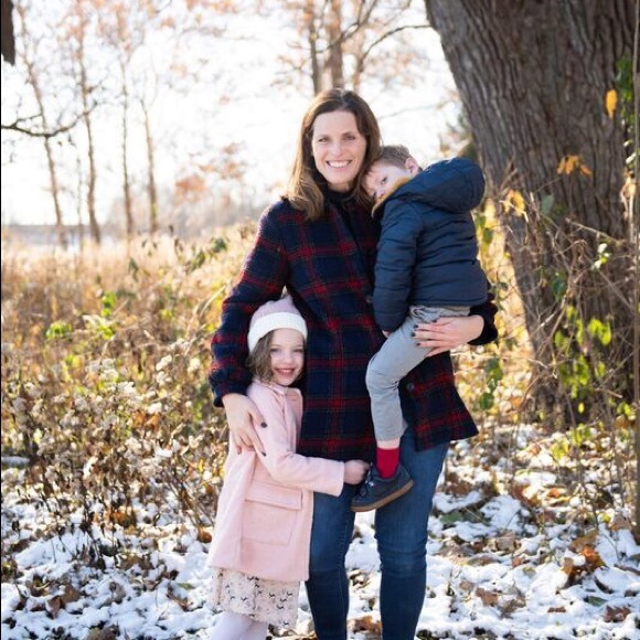 Meet your Posher, Melissa - Picture 1 of 1